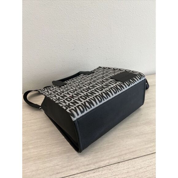 DKNY Hadlee Medium LARGE Tote LOGO Crossbody BLACK GRAY White Handbag Purse - Picture 8 of 16